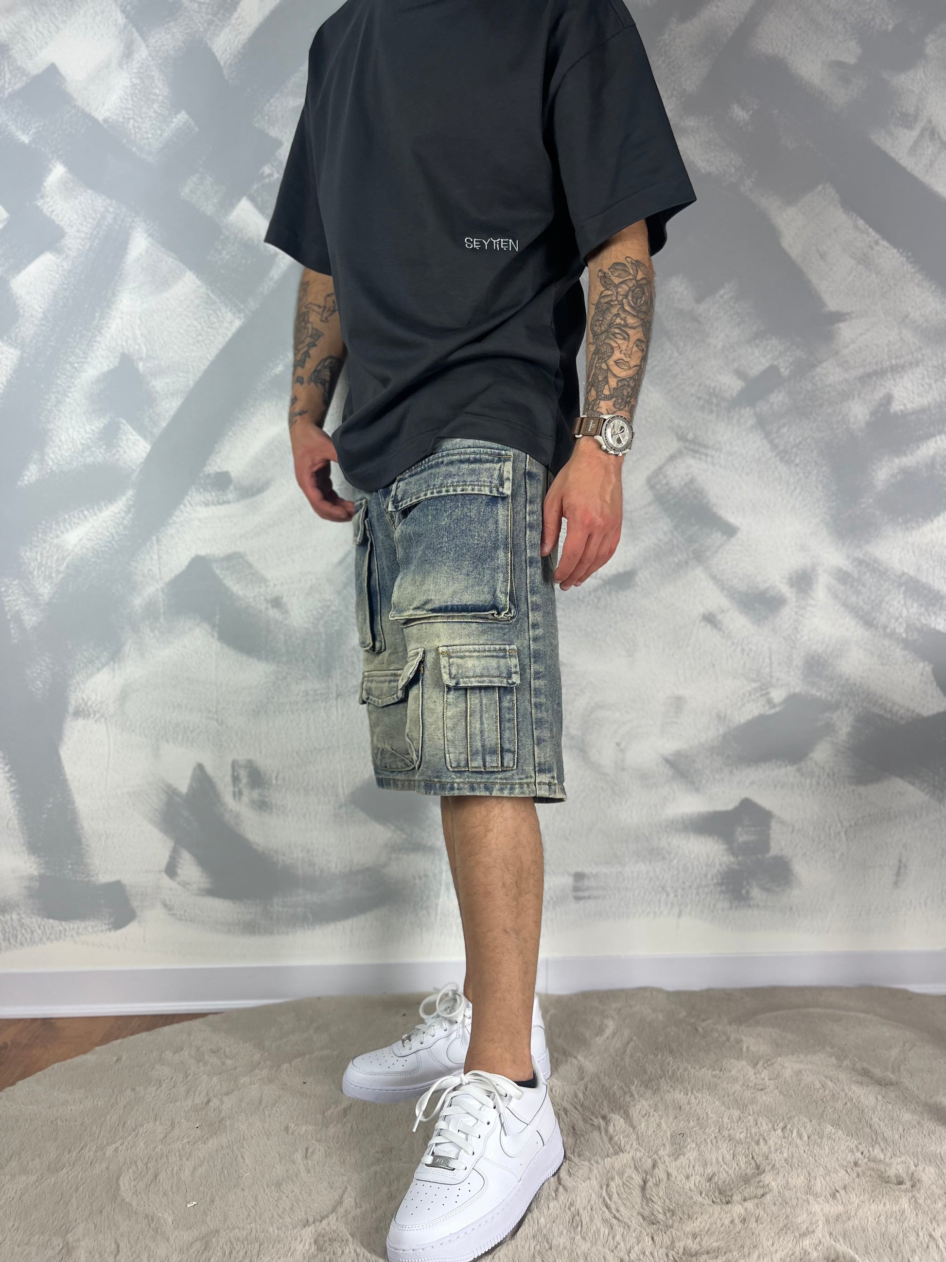 SHORTS MULTIVERS