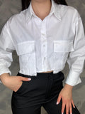 Dettaglio colletto e apertura della camicia Noah donna