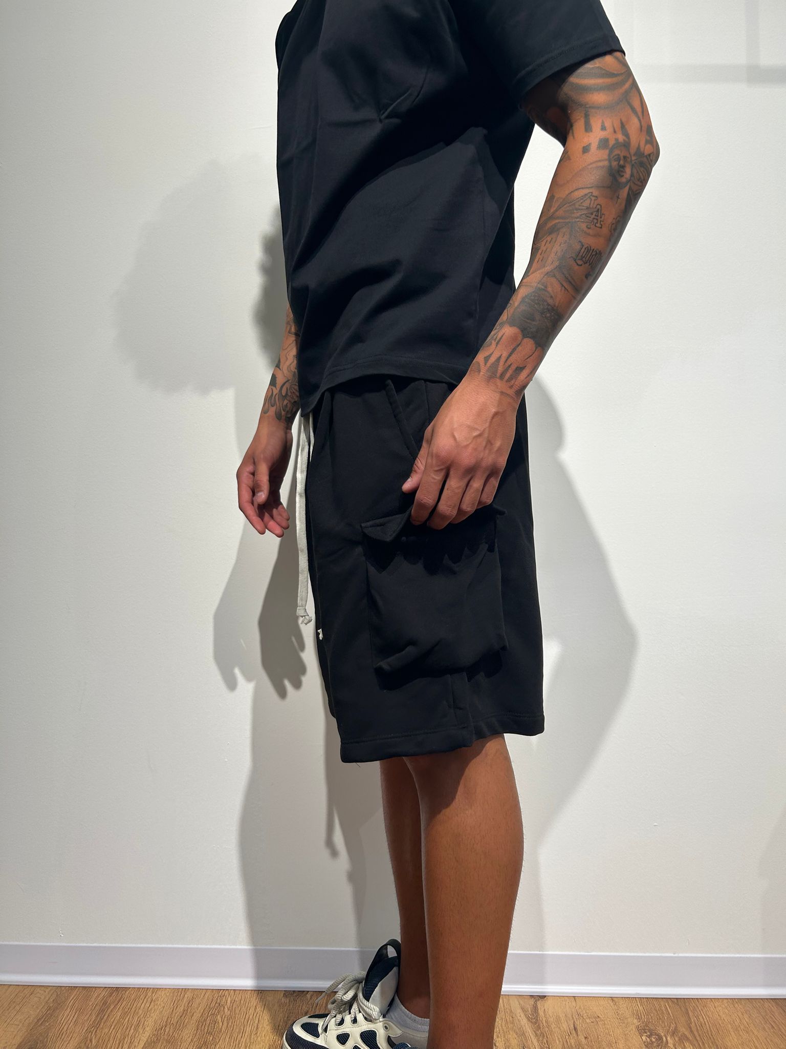 PANTA CARGO CORTO NERO