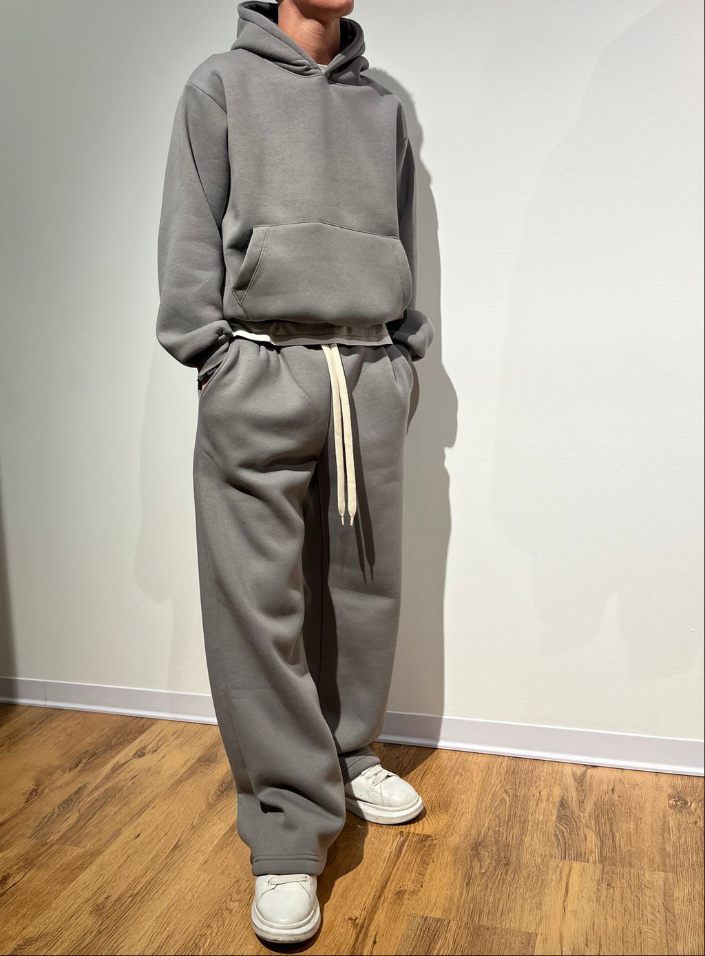 TUTA COMPLETA POLICOT